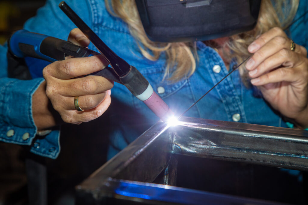 tig welding torch.jpg